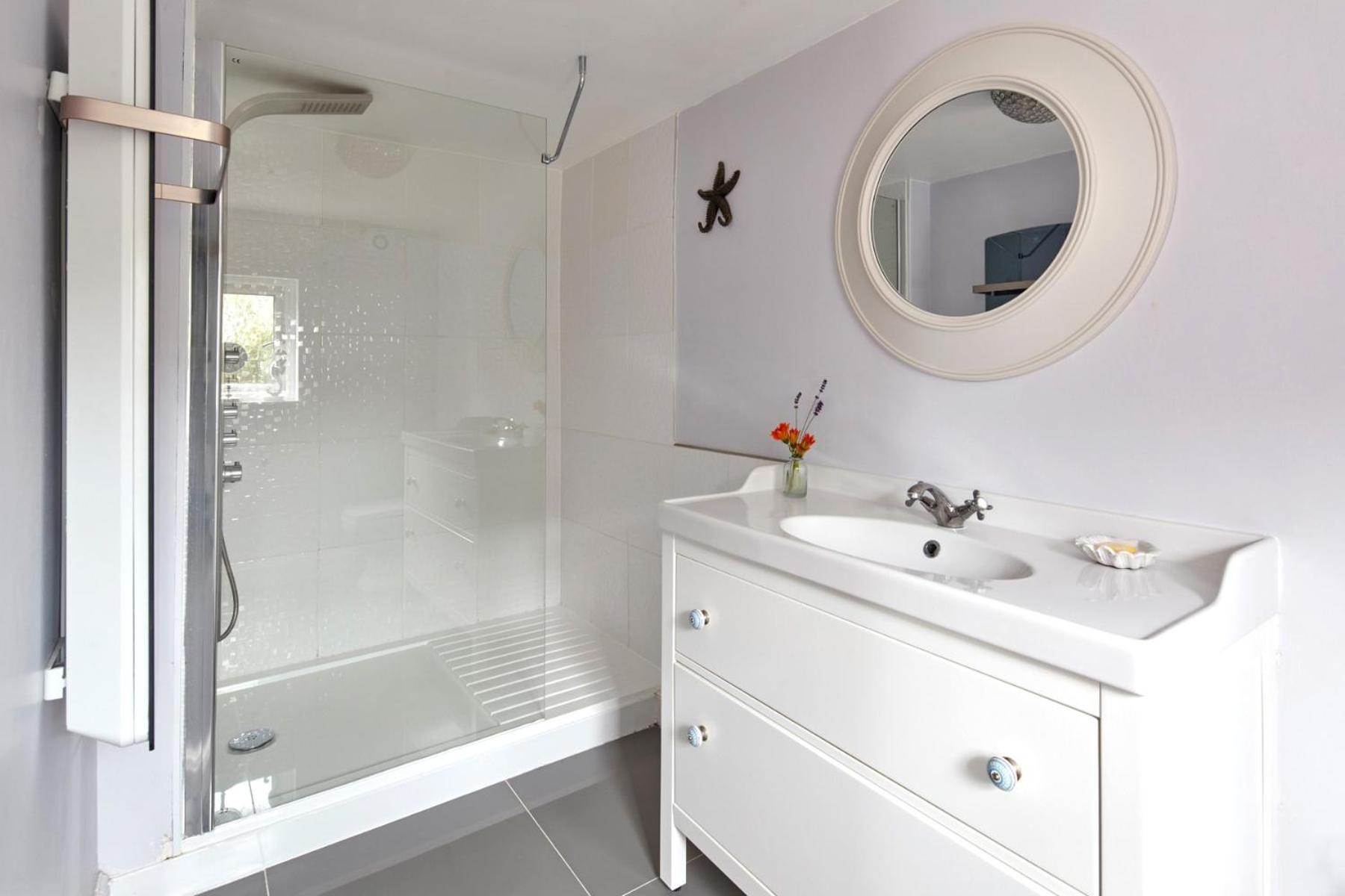 Spacious Coastal Cottage Close To Beach - Bailey Cottage 딜 외부 사진